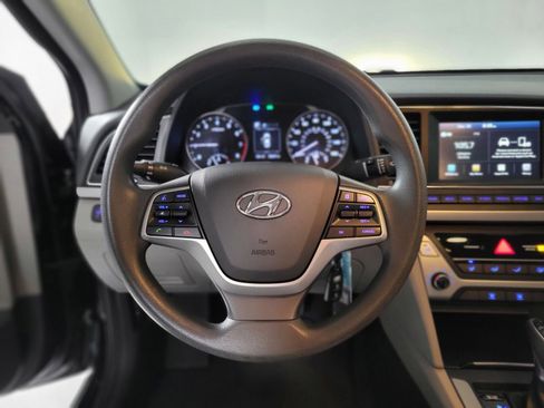 Used 2018 Hyundai Elantra SEL image 14