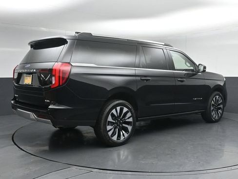Certified 2025 Ford Expedition Max Platinum w/ Driver's Package AWD/4WD image 7