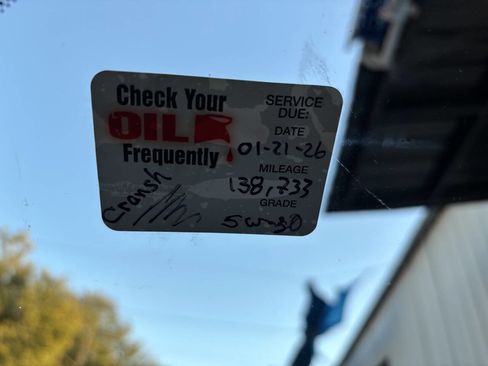 Used 2013 Nissan Versa SV image 26