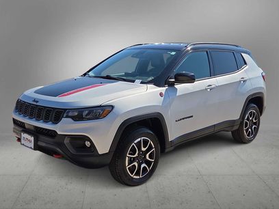 Used 2025 Jeep Compass Trailhawk
