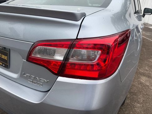 Used 2018 Subaru Legacy 3.6R Limited AWD/4WD image 15