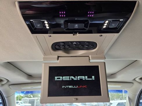Used 2018 GMC Yukon XL Denali w/ Open Road Package AWD/4WD image 20