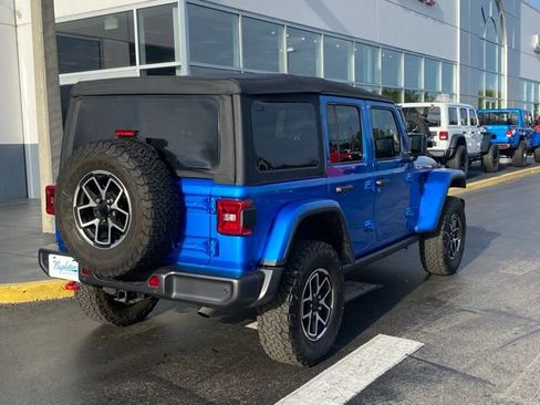 Used 2024 Jeep Wrangler Unlimited Rubicon w/ Safety Group AWD/4WD image 9