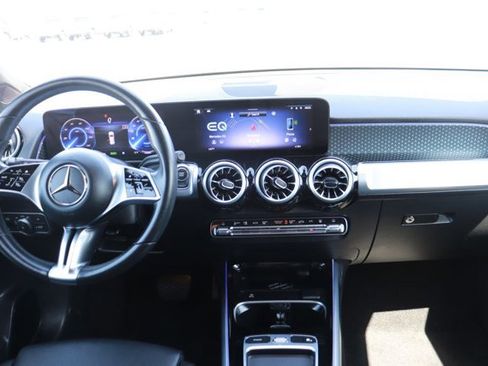 Used 2024 Mercedes-Benz EQB 250+ image 15