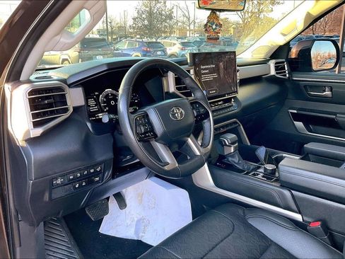 Used 2024 Toyota Tundra Limited image 17