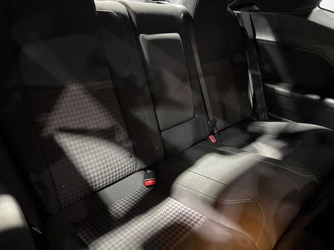 Used 2019 Dodge Challenger SXT image 16