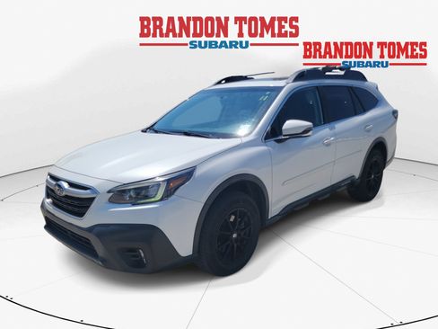 Used 2020 Subaru Outback Premium AWD/4WD image 1