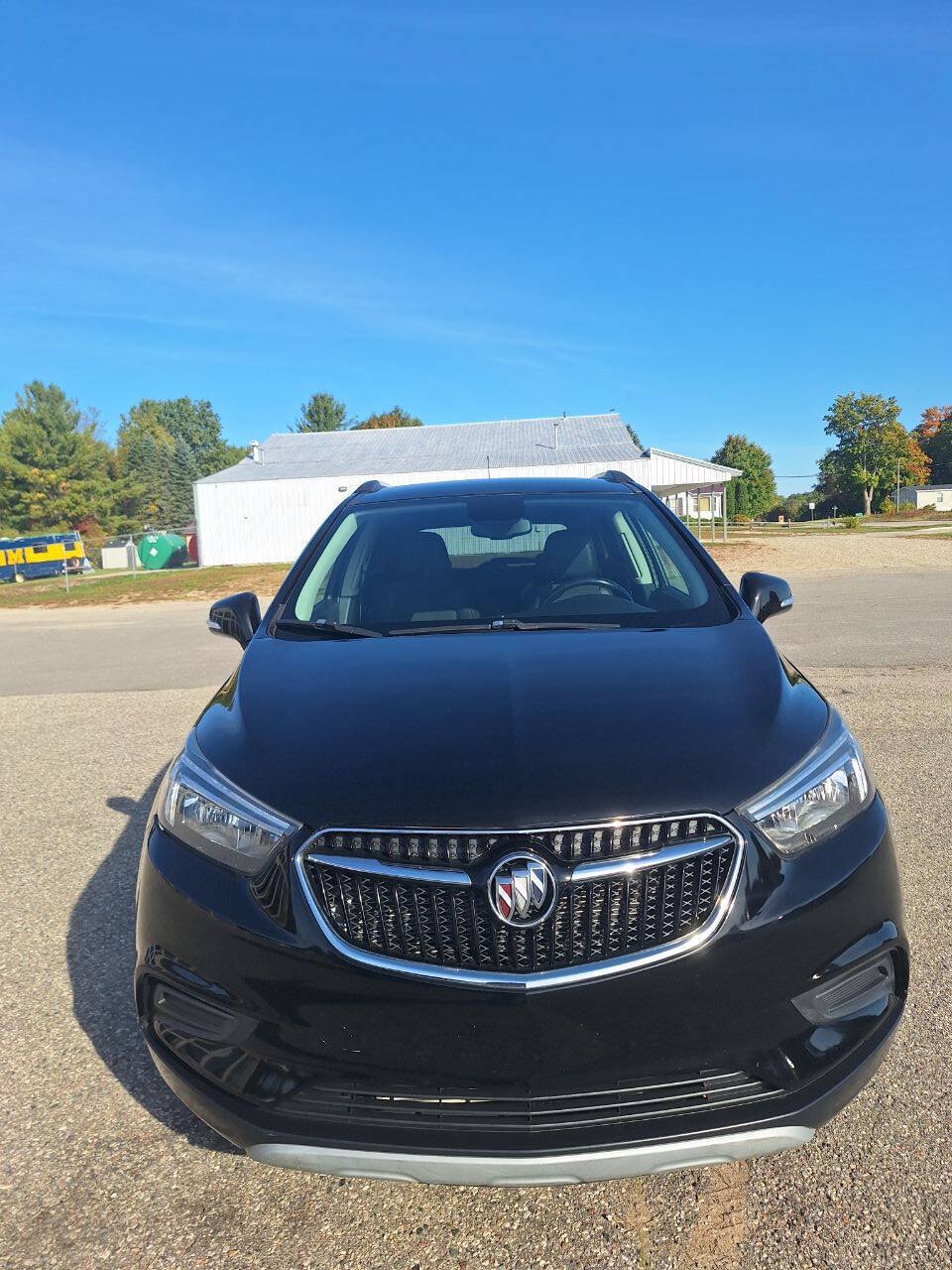 Used 2019 Buick Encore Preferred AWD/4WD image 2