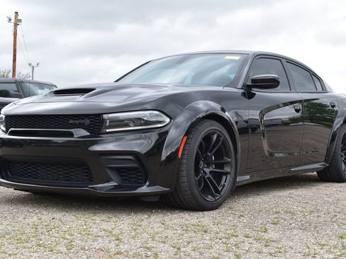 Used 2022 Dodge Charger SRT Hellcat w/ Harman/Kardon Audio Group RWD image 1