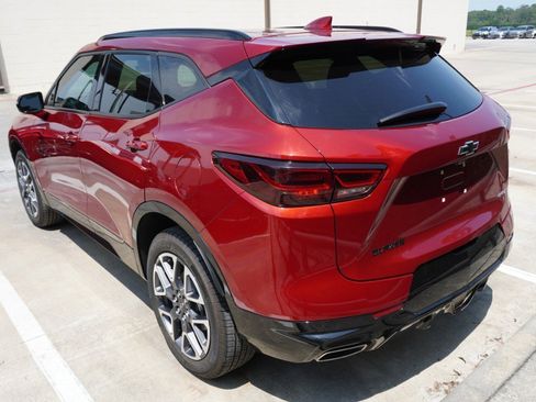 Used 2023 Chevrolet Blazer RS w/ Driver Confidence II Package FWD image 9