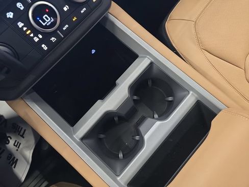 New 2026 Land Rover Defender 130 X AWD/4WD image 18