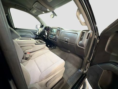 Used 2019 Chevrolet Silverado 1500 Custom w/ Custom Convenience Package image 23