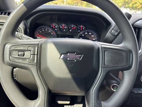 Used 2023 Chevrolet Silverado 1500 Custom Trail Boss w/ LPO, Dark Essentials Package AWD/4WD image 28