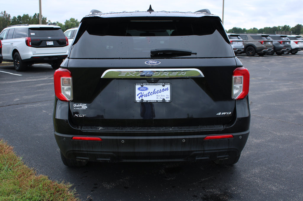 Used 2021 Ford Explorer XLT AWD/4WD image 9