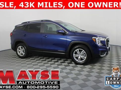Used 2023 GMC Terrain SLE w/ Driver Convenience Package image 1