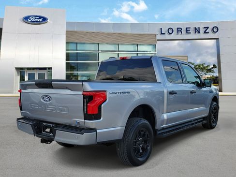 Used 2025 Ford F150 Lightning XLT AWD/4WD image 5