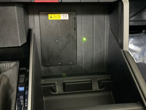 Used 2023 Toyota Tundra Limited image 26