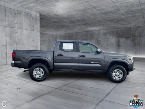 Used 2022 Toyota Tacoma SR image 7