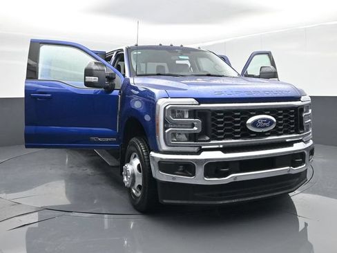 Used 2026 Ford F350 Lariat w/ Lariat Ultimate Package AWD/4WD image 64