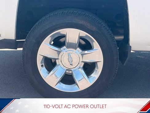 Used 2018 Chevrolet Silverado 1500 LTZ Z71 w/ LTZ Plus Package AWD/4WD image 8