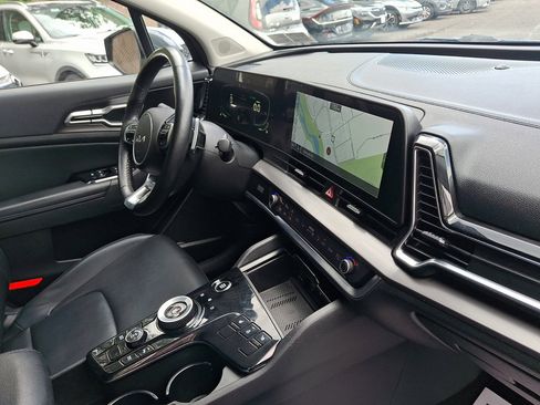 Used 2023 Kia Sportage EX AWD/4WD image 14