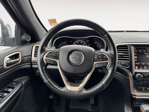 Used 2016 Jeep Grand Cherokee Limited image 15