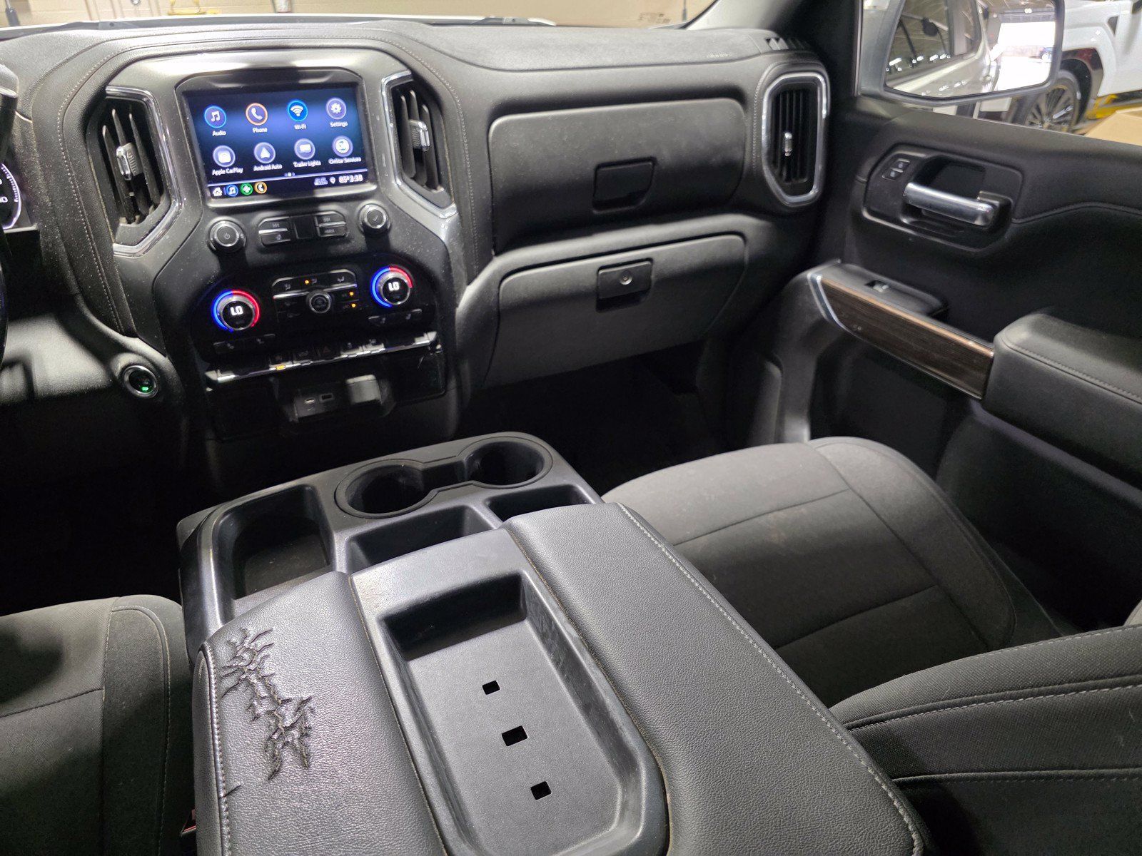 Used 2020 Chevrolet Silverado 1500 LT w/ All-Star Edition RWD image 13