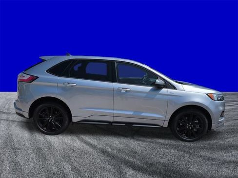 Used 2021 Ford Edge SEL FWD image 3