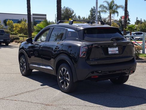 New 2026 Nissan Kicks SV w/ Cold Weather Package AWD/4WD image 6