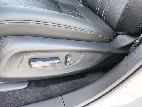 New 2026 Honda HR-V EX-L image 24