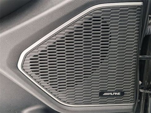 Used 2022 Jeep Grand Cherokee Limited 4xe image 17