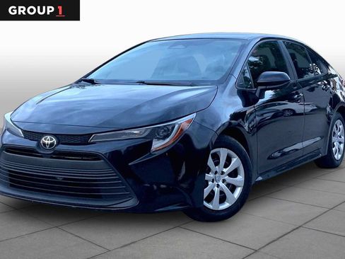 Used 2024 Toyota Corolla LE FWD image 1