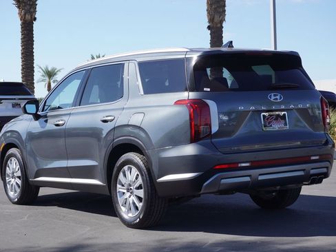 Used 2025 Hyundai Palisade SEL image 3
