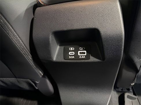 Certified 2025 Subaru Crosstrek 2.5i Limited w/ Popular Package #4A image 32