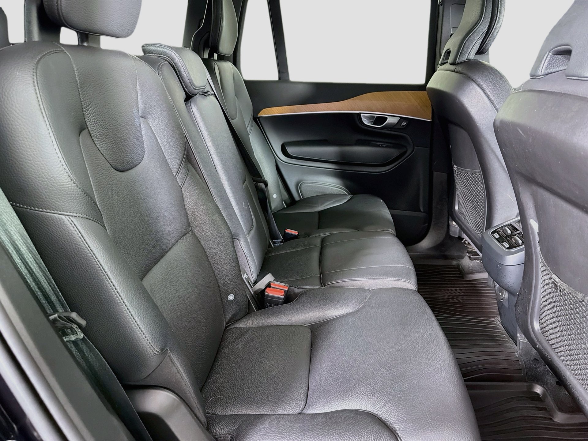 Used 2023 Volvo XC90 B6 Plus w/ Protection Package Premier AWD/4WD image 29
