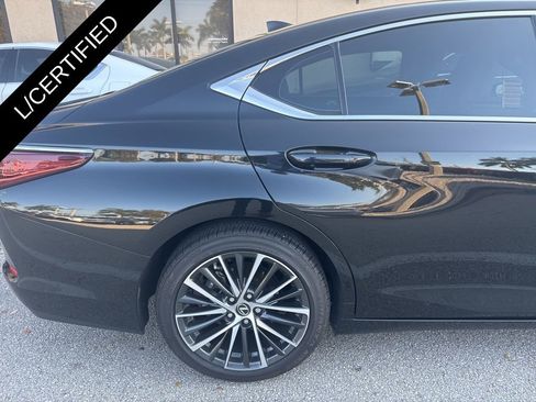 Used 2022 Lexus ES 350 w/ Premium Package image 4