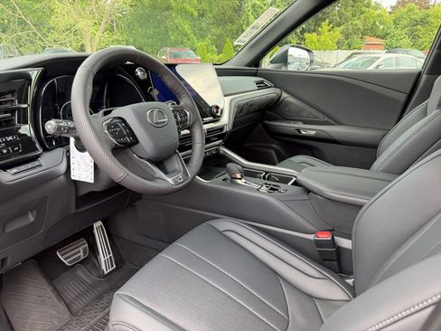 New 2026 Lexus TX 500h AWD image 35