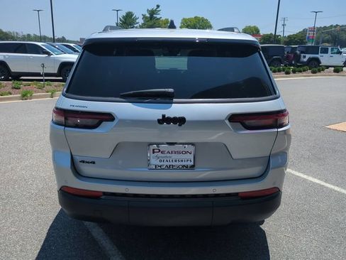 New 2026 Jeep Grand Cherokee L 4WD image 5