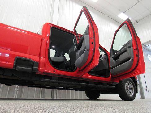 Used 2023 Ford F250 XL w/ XL Chrome Package AWD/4WD image 18