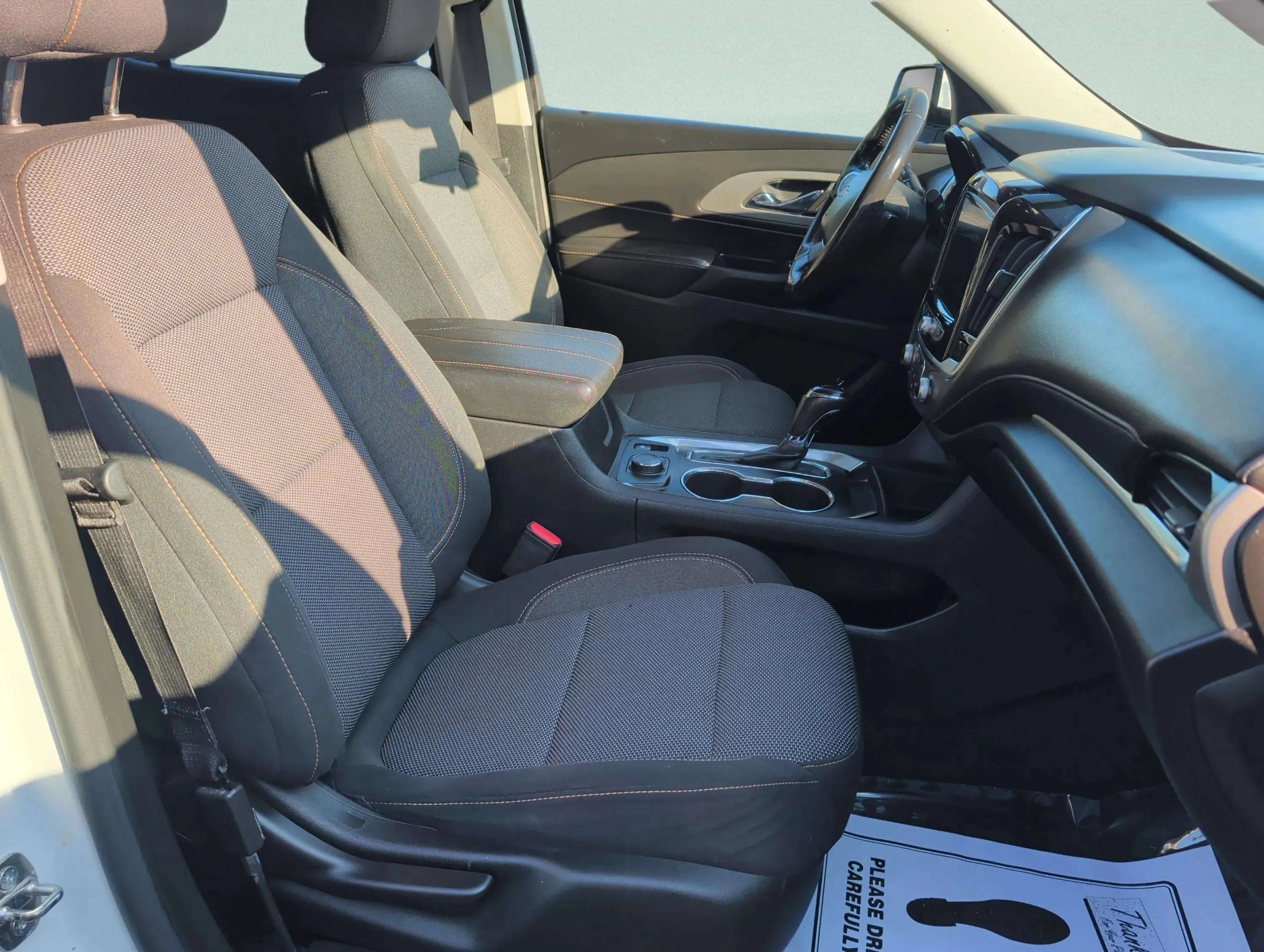 Used 2020 Chevrolet Traverse LT AWD/4WD image 28