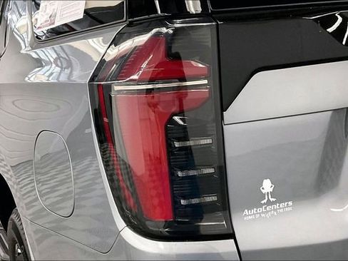 Used 2025 Chevrolet Tahoe LT AWD/4WD image 36