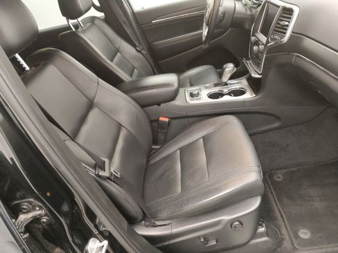 Used 2018 Jeep Grand Cherokee Limited image 21
