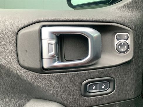 Certified 2021 Jeep Gladiator Mojave image 16