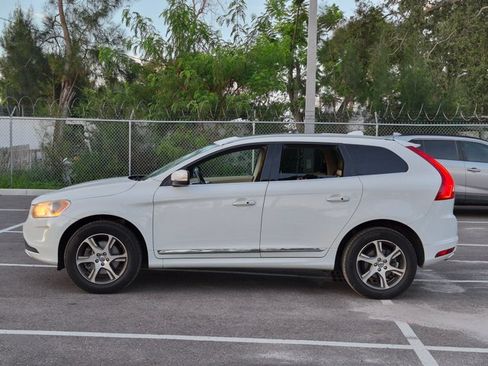 Used 2015 Volvo XC60 T6 Platinum FWD image 8