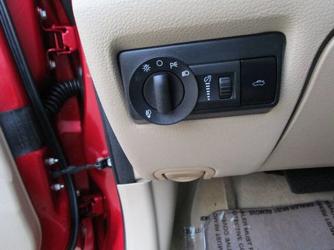 Used 2009 Mercury Milan Premier image 14