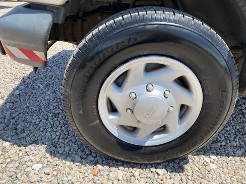 Used 2007 Ford E-250 and Econoline 250 RWD image 11