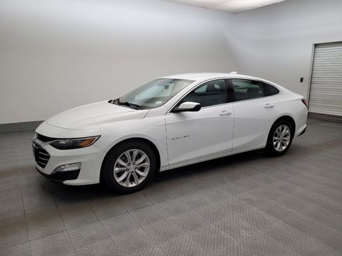 Used 2022 Chevrolet Malibu LT FWD image 2