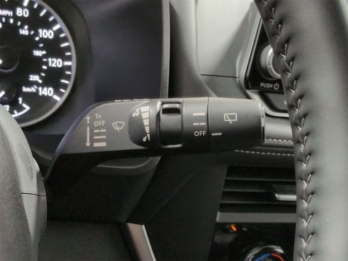 Used 2025 Nissan Rogue SV image 26