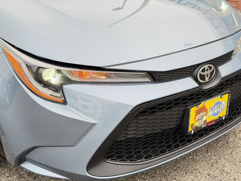 Used 2022 Toyota Corolla LE FWD image 80