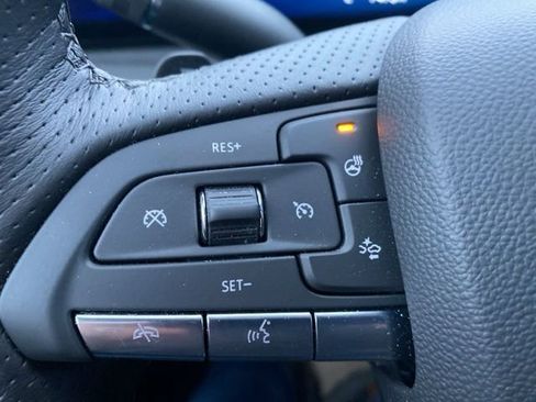 Used 2025 Cadillac XT4 Sport image 11